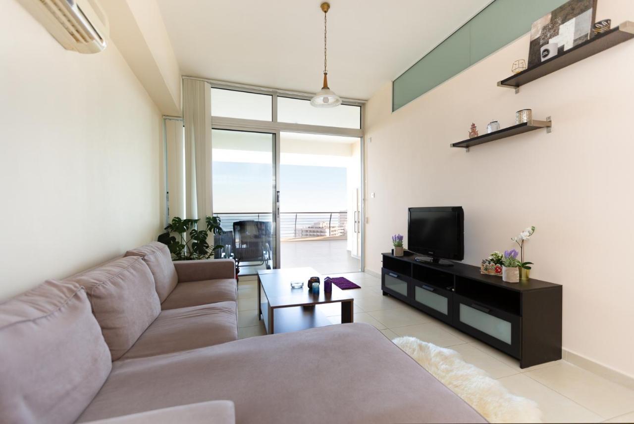 Promenade Seaview Heaven Apartamento Larnaca Exterior foto